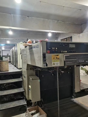 2002年小森440 &nbsp;高配 &nbsp;自动装版 &nbsp;自动压力 &nbsp;斜拉 &nbsp;使用中 &nbsp;机况好 &nbsp;私15841710333